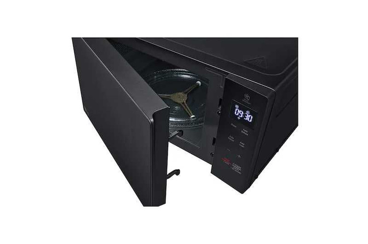ماکروویو ال جی مدل MS2032GAS